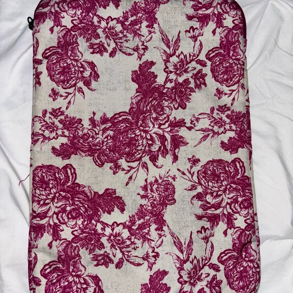 Jansport Pink Floral Laptop Sleeve